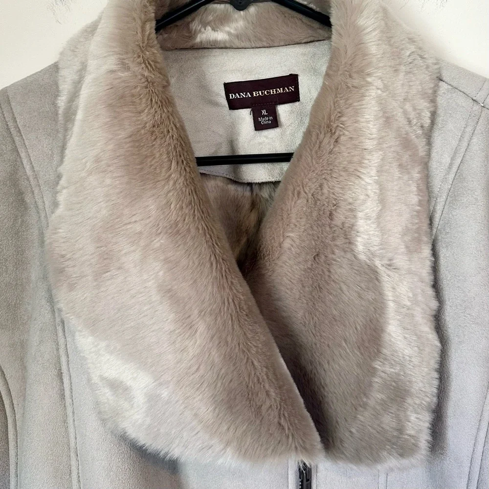 Dana Buchman Women's Gray Faux Suede Fur Jacket - Size: Extra Large